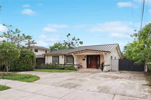 10020 SW 41st Ter, Unincorporated Dade County, Florida 33165, image 1