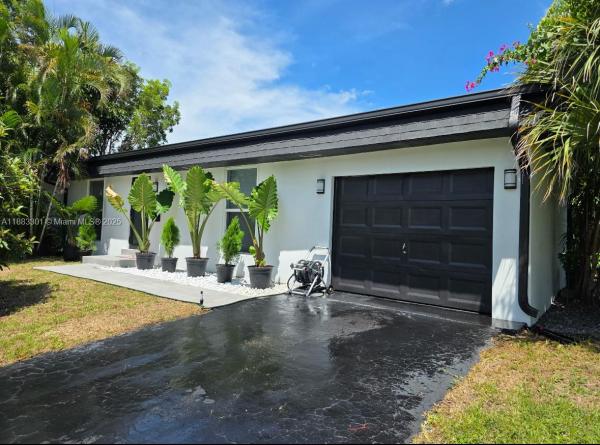 8004 NW 74th Ter, Tamarac, Florida 33321, image 1