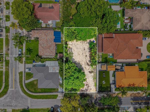 Sanders Estates, 1315 SW 21st St, Miami, Florida 33145, image 1