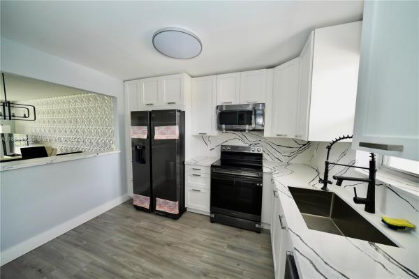 2541 Aragon Blvd 305 ##305, Sunrise, Florida 33322, image 1