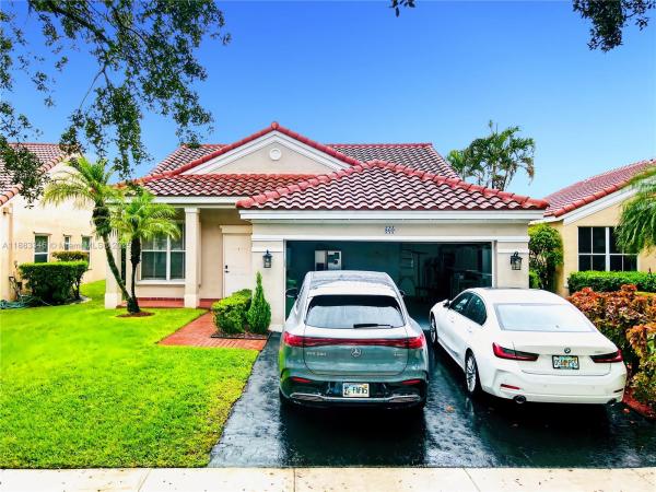 Sierra Falls, 869 Sand Creek Cir, Weston, Florida 33327, image 1