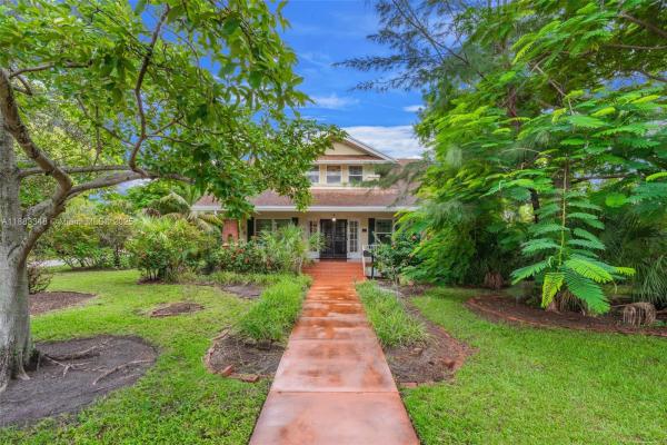Old Pompano, 410 NE 5th Ave, Pompano Beach, Florida 33060, image 1