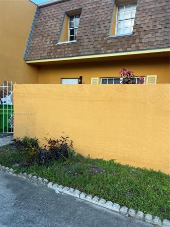 Sunrise Towne, Sunrise, Florida 33313, image 1