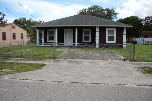2330 NW 100th St, Miami, Florida 33147, image 1