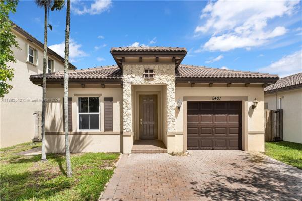 2401 NE 4th St, Homestead, Florida 33033, image 1