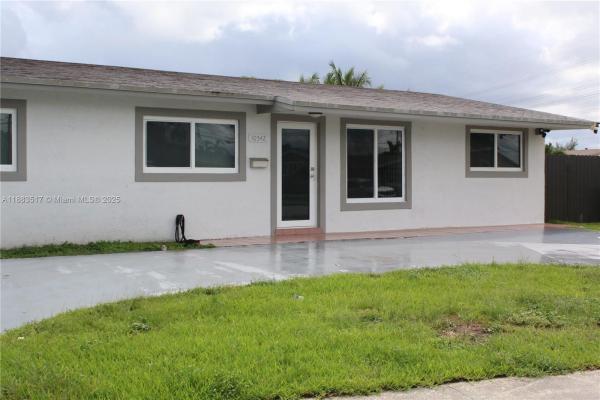 10542 SW 52nd Ter, Miami, Florida 33165, image 1