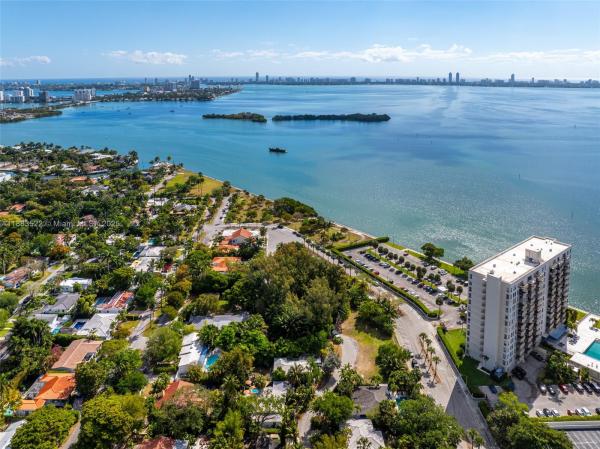 Acadia, 895 NE 70th St, Miami, Florida 33138, image 2