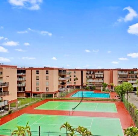 Palm East Gardens, 1850 W 56th St #2201, Hialeah, Florida 33012, image 1