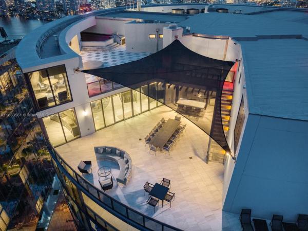 Porsche Design Tower, 18555 Collins Ave #PH-1, Sunny Isles Beach, Florida 33160, image 1