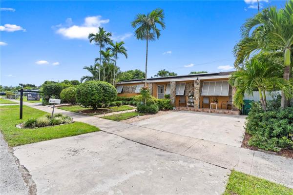 11610 SW 142nd St, Miami, Florida 33176, image 1