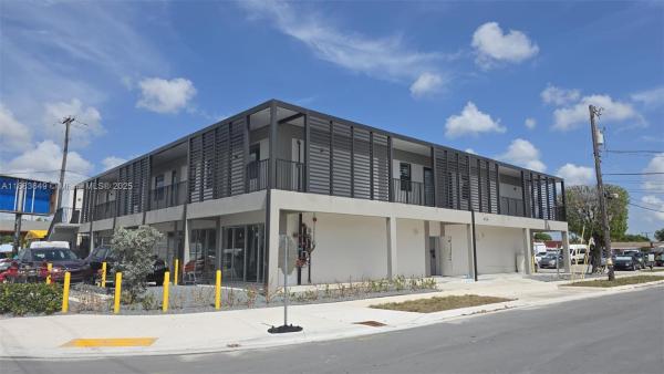 4116 E 8 Ct, Hialeah, Florida 33013, image 1