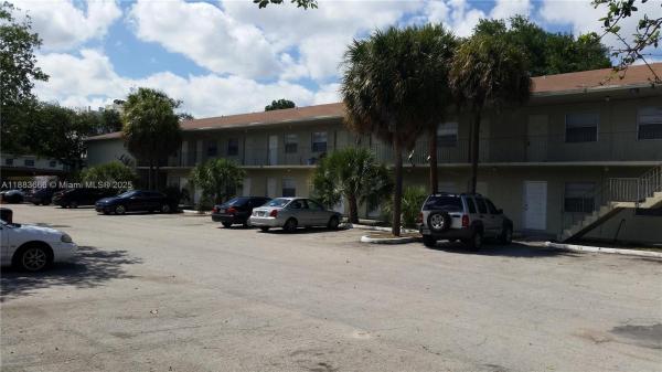 2401 Van Buren St, Hollywood, Florida 33020, image 1