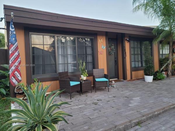 Cedarwoods At Pembroke Lakes, 1881 Phoenix Ave, Pembroke Pines, Florida 33026, image 1