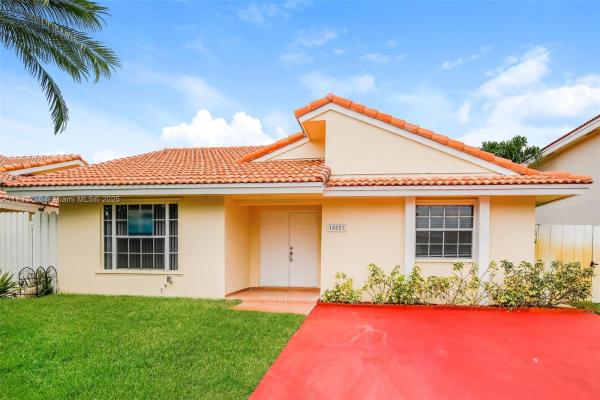 18821 NW 84th Ave, Hialeah, Florida 33015, image 1