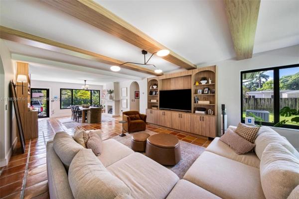 13710 NE 1st Ave, Miami, Florida 33161, image 1