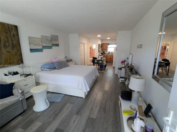 Ocean Towers, 158 Ocean Dr #203, Miami Beach, Florida 33139, image 1