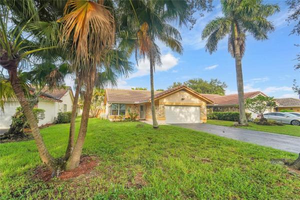 Coral Springs University Drive, 2928 NW 94th Ave, Coral Springs, Florida 33065, image 1