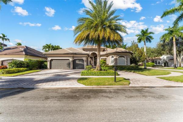 Hawks Landing, 10775 Blue Palm St, Plantation, Florida 33324, image 1