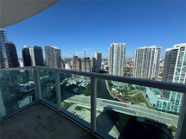 Brickell On The River North Tower, 31 SE 5th St #3817, Miami, Florida 33131, image 2