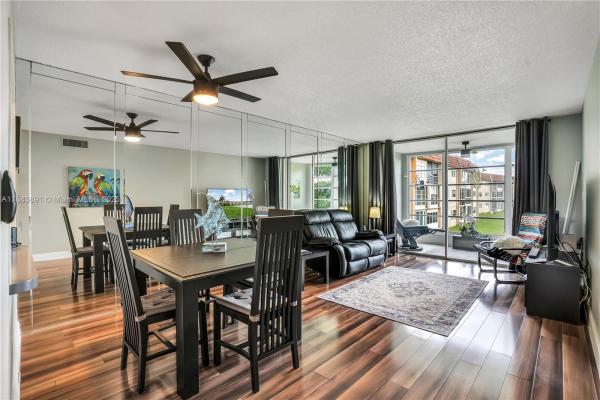 Sunrise Lakes 3, 2741 N Pine Island Rd 208 ##208, Sunrise, Florida 33322, image 1