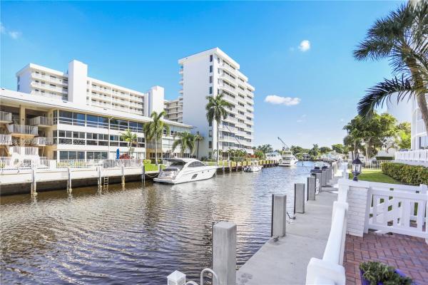 Wilshire East, 3101 NE 47th Ct #306, Fort Lauderdale, Florida 33308, image 2
