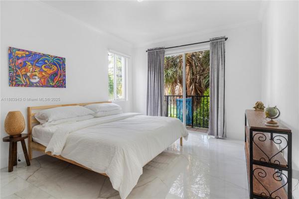 Miami Riverview, 400 SW 2 St #106, Miami, Florida 33130, image 1