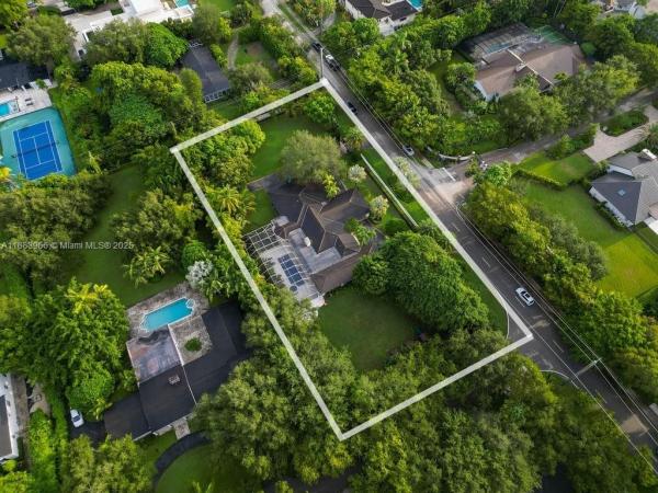 Helms Country Estates, 10524 SW 60th Ave, Pinecrest, Florida 33156, image 3