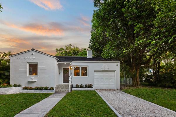 Coral Groves, 412 Zamora Ave, Coral Gables, Florida 33134, image 1