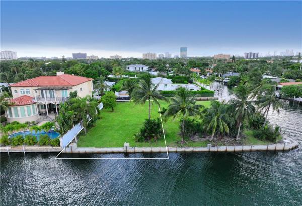 Aviation Country Club, 2210 NE 124th St, North Miami, Florida 33181, image 3