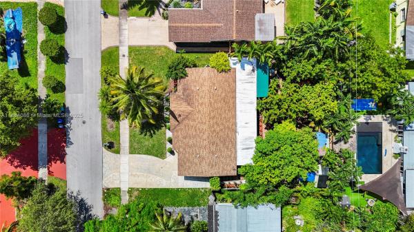 Cutler Ridge Pines, 19910 SW 92nd Ave, Cutler Bay, Florida 33157, image 2