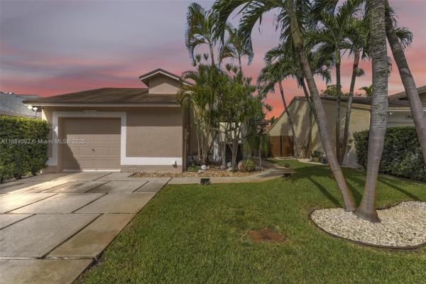 Woodbridge At Pembroke Lakes South, 930 SW 108th Ave, Pembroke Pines, Florida 33025, image 1