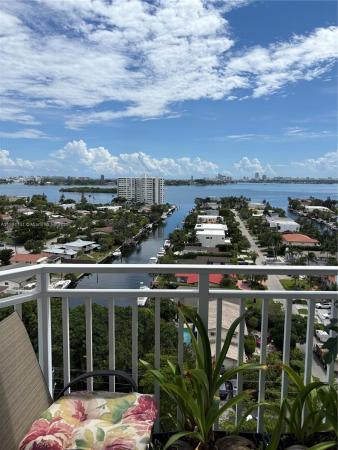 Miami, Florida 33181, image 1