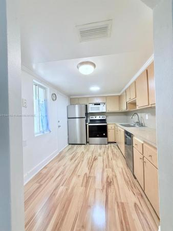 1201 NE 191st St #G304, Unincorporated Dade County, Florida 33179, image 1