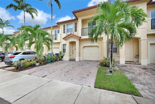 12965 SW 133rd Ter, Unincorporated Dade County, Florida 33186, image 1