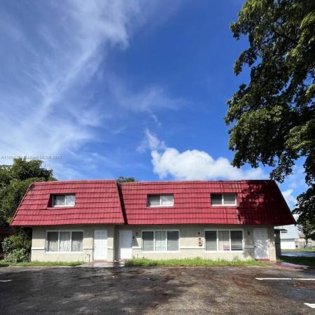 Lauderhill Manor, 2011 NW 59th Ave, Lauderhill, Florida 33313, image 1