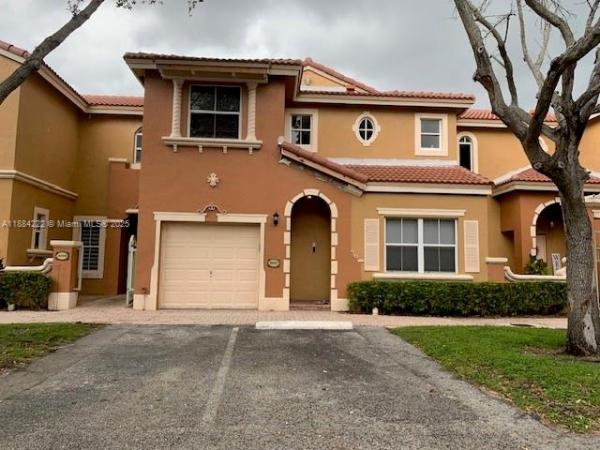 Villa Vizcaya, 8425 NW 141st Ter #4207, Miami Lakes, Florida 33016, image 1