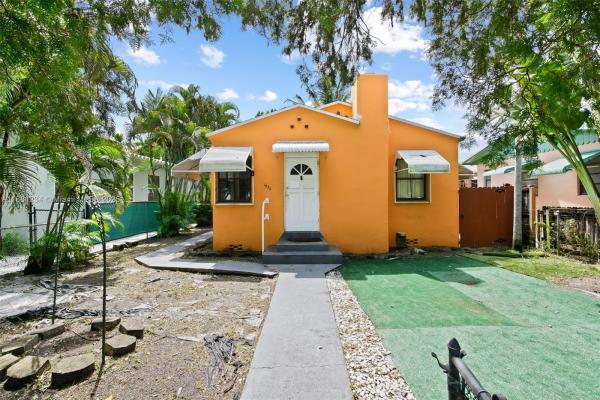 1932 Adams St, Hollywood, Florida 33020, image 1