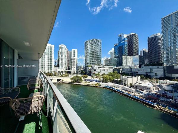 Mint At Riverfront, 92 SW 3rd St #1104, Miami, Florida 33130, image 1