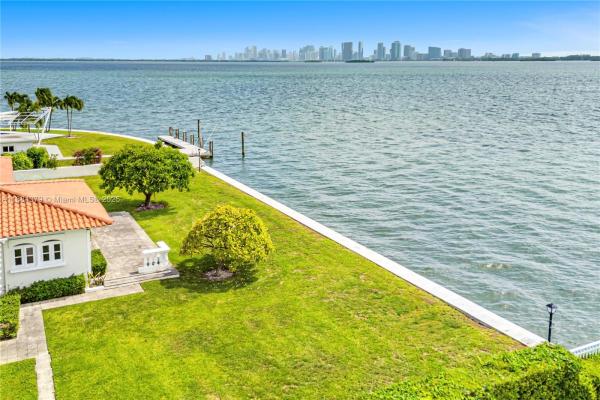 Treasure Island, 7500 W Treasure Dr, North Bay Village, Florida 33141, image 1