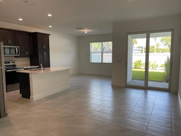 Sandpiper Pointe, 534 Parsons Way, Deerfield Beach, Florida 33442, image 1
