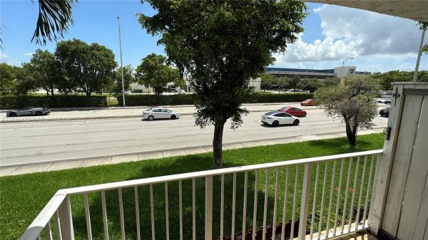 250 NW 107 Ave #202, Unincorporated Dade County, Florida 33172, image 1
