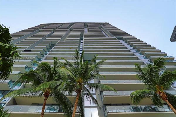 Reach Brickell City Centre, 68 SE 6th St #1008, Miami, Florida 33131, image 1