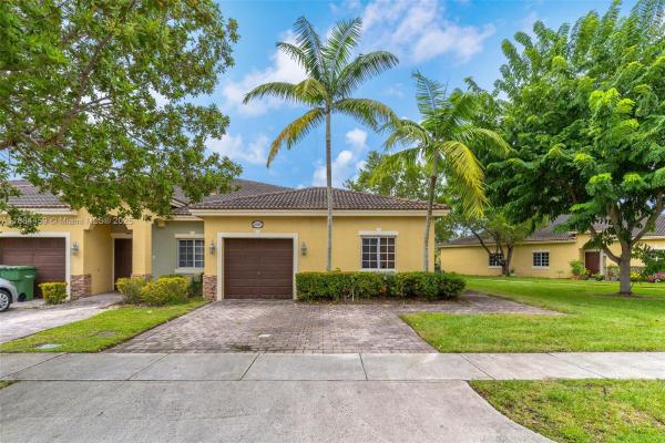 3327 NE 11th Dr, Homestead, Florida 33033, image 1