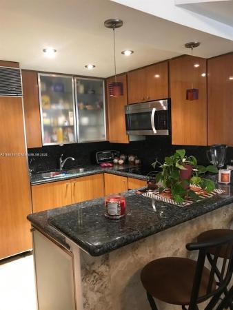 Las Vistas At Doral, 8290 Lake Dr #214, Doral, Florida 33166, image 1