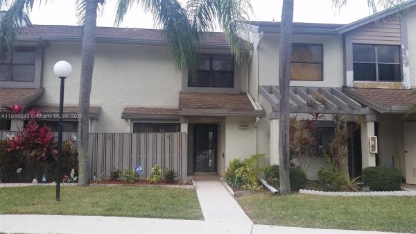 Baywood Village 3, 4599 Carambola Cir S #27344, Coconut Creek, Florida 33066, image 1