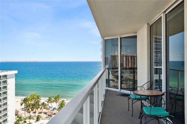 La Perla, 16699 Collins Ave #1407, Sunny Isles Beach, Florida 33160, image 1