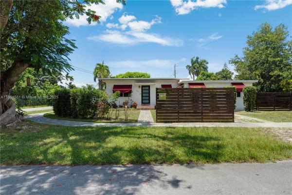 5900 SW 44th Ter, Unincorporated Dade County, Florida 33155, image 1