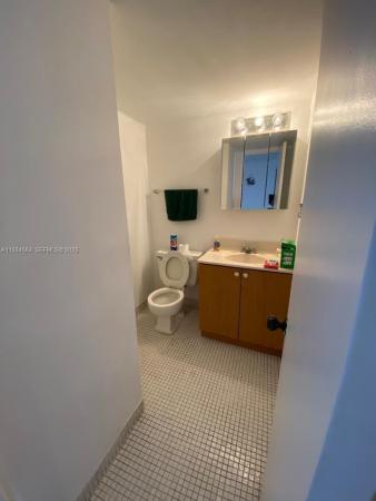 Stanton House, 6900 Bay Dr #4H, Miami Beach, Florida 33141, image 1