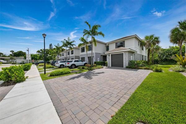 Verona Heights, 186 SE 5th Ct, Deerfield Beach, Florida 33441, image 1