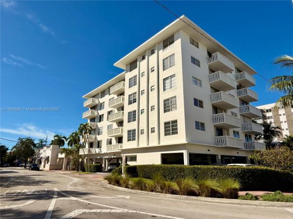 Nautilus Towers, 4142 N Jefferson Ave #4D, Miami Beach, Florida 33140, image 1